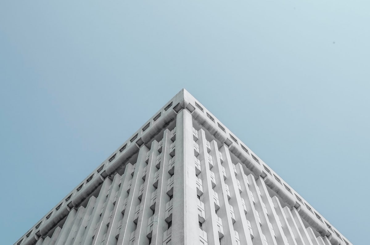 意甲知名评论员:米兰前35分钟对罗马毫无办法,没丢球主要是得益于稳固防守和精神